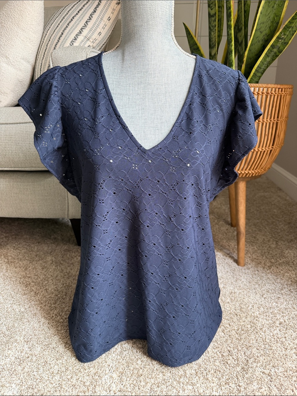 MICHAEL KORS Navy Blue Eyelet V-Neck Flutter Sleeve Top